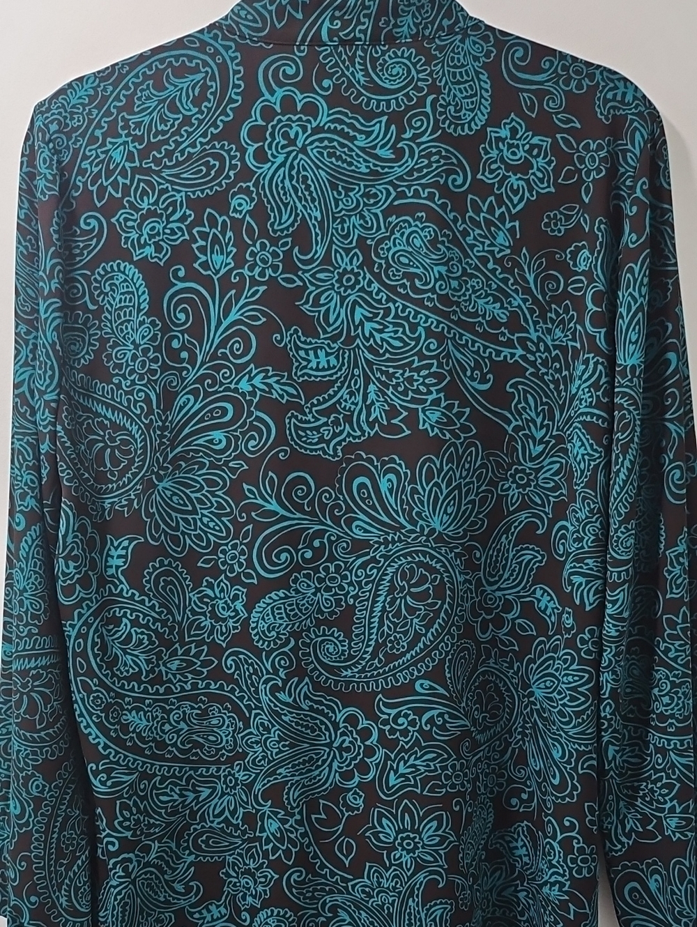 Susan Graver Paisley Pin Tuck Tunic Blouse Sz Medium Brown Teal Boho V-Neck - Picture 6 of 9